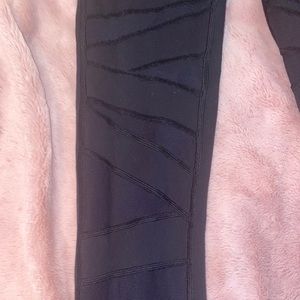 Lululemon Mesh leggings